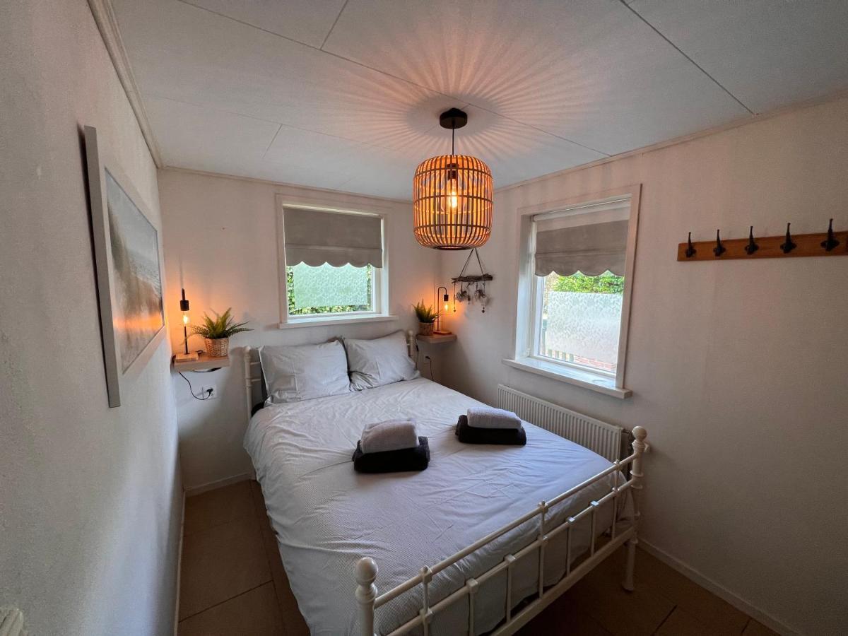 Free Standing Vacation House Garden, Private Jacuzzi, Veluwe Woods Apartment ฟัวร์เธาเซอ ภายนอก รูปภาพ